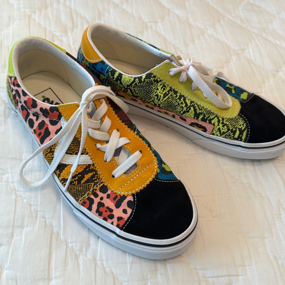 Multicolored patchwork animal print Vans Men’s 7.5 Women’s 9